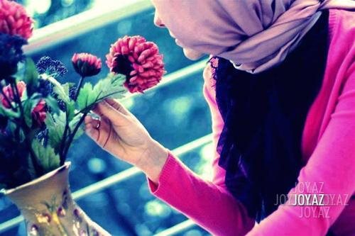 Fransalı gənc bir qızın müsəlman olma hekayəsi Fransalı gənc bir qızın müsəlman olma hekayəsi