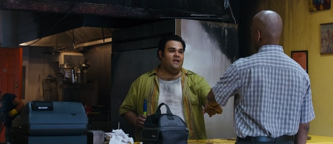 ������� ����������.2014.HDRip.mp4_snapshot_00.41.28_[2014.12.19_15.46.52].png