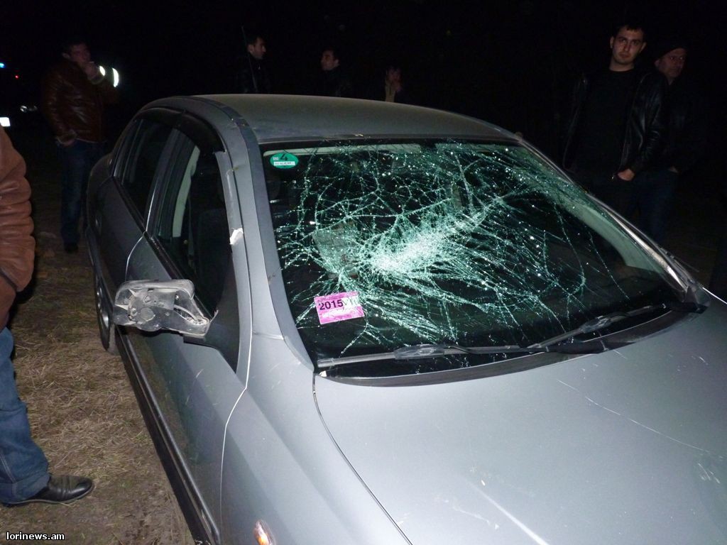 ՇՏԱՊ.Արակարգ պատահար Լոռիում. հսկա ժայռը փլուզվել է ընթացող մեքենայի վրա(ֆոտո, վիդեո)