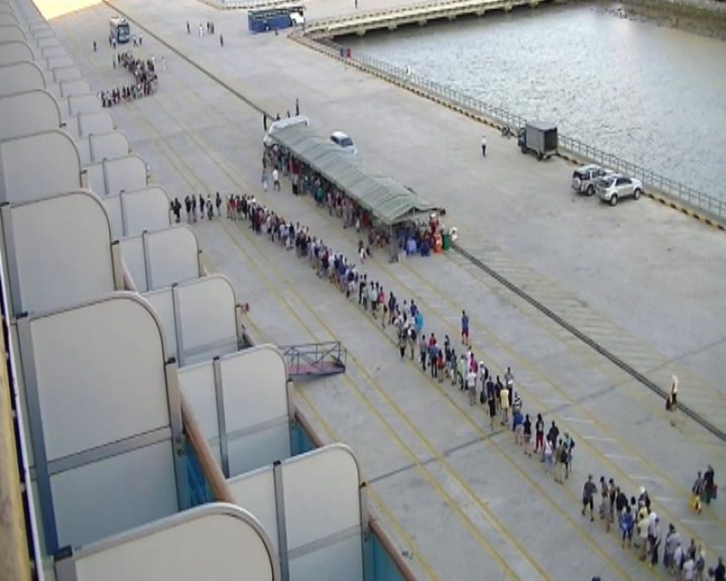 Праздничный круиз Sapphire Princess по Юго-Восточной Азии 23.02-10.03.15