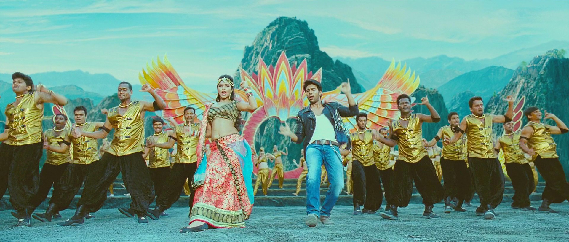 Naayak - Blu-Ray - 1080p - x264 - DTS - [DDR].mkv (2_28_13) 001964.jpg