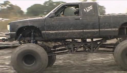 Trucks Gone Wild 3[(012413)21-51-03].JPG