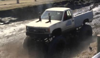 Trucks Gone Wild 7[(105593)21-56-53].JPG