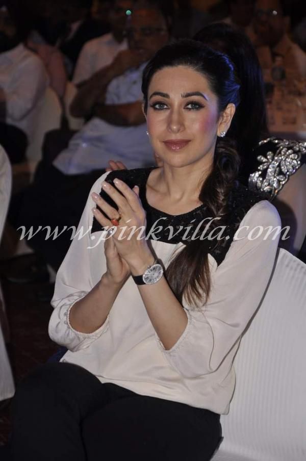karisma kapoor driver's day_00013.jpg
