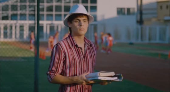 High.School.Musical.El.Desafio [DVDrip][Spanish][www.FanCluBT.com][(023430)10-07-33].JPG