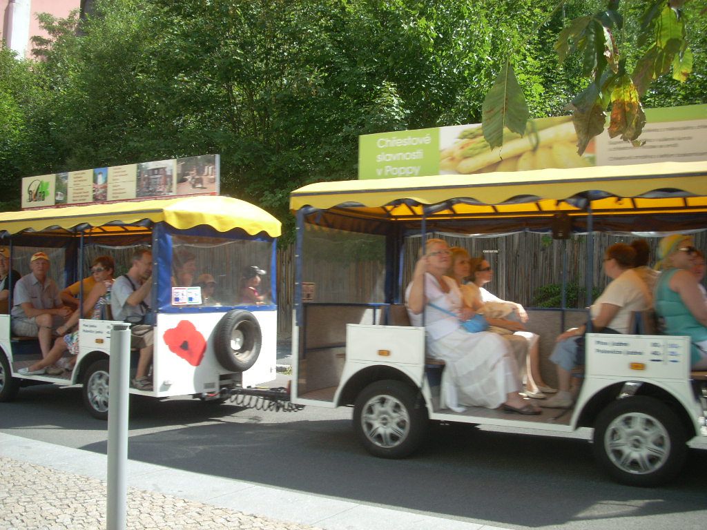 Автомобилей