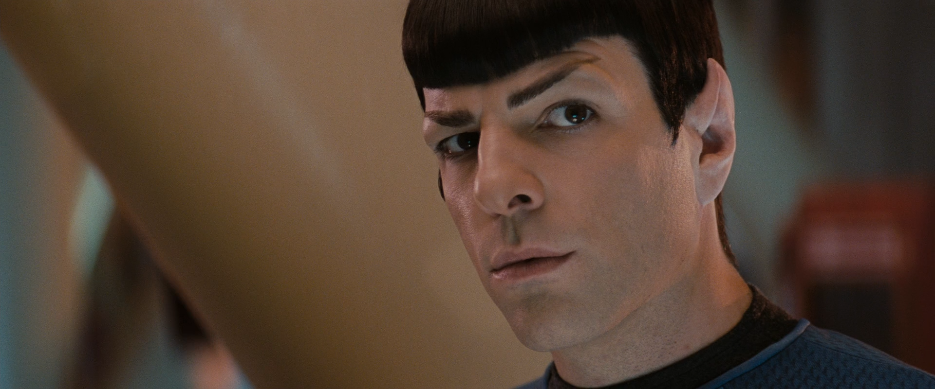 Star.Trek.2009.BluRay.1080p.x264.DTS-WiKi.mkv_snapshot_00.51.59_[2013.11.11_00.32.05].png