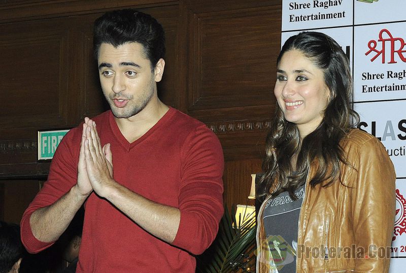 Kareena_and_Imran_promote_GTPM_in_Kolkata6.jpg