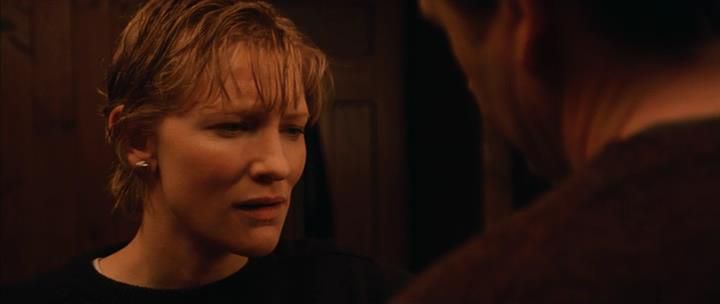 Veronica Guerin_RG_All_Films.avi_snapshot_00.13.21_[2014.04.27_17.29.57].jpg