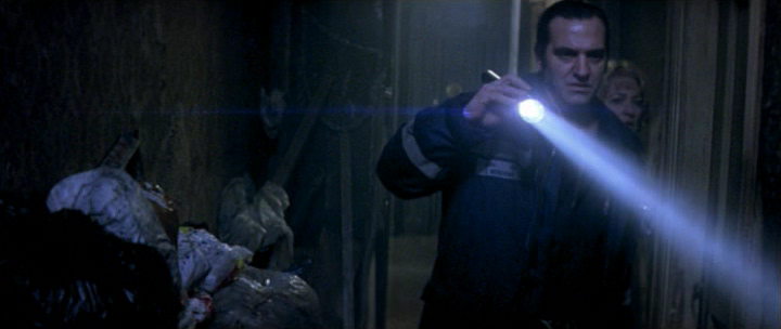 La.Comunidad.2000.dvdrip_[1.46]_[teko][(026402)07-39-37].PNG