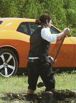 tumblr_nhyty1mYgR1r3wsyqo2_250.gif