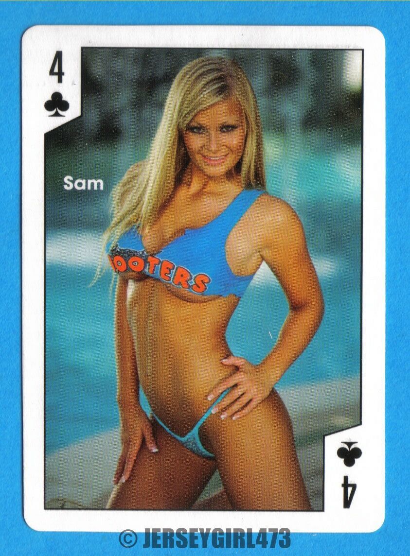hooters_calendar_2010_stephanie.jpg