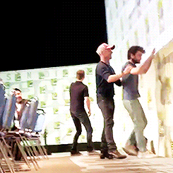 tumblr_nrf1slVrVr1qa3emao1_250 01.gif