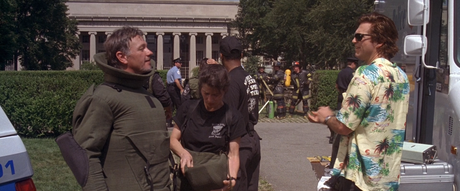 Blown.Away.1994.BDRip.1080p.mkv - 00001.png