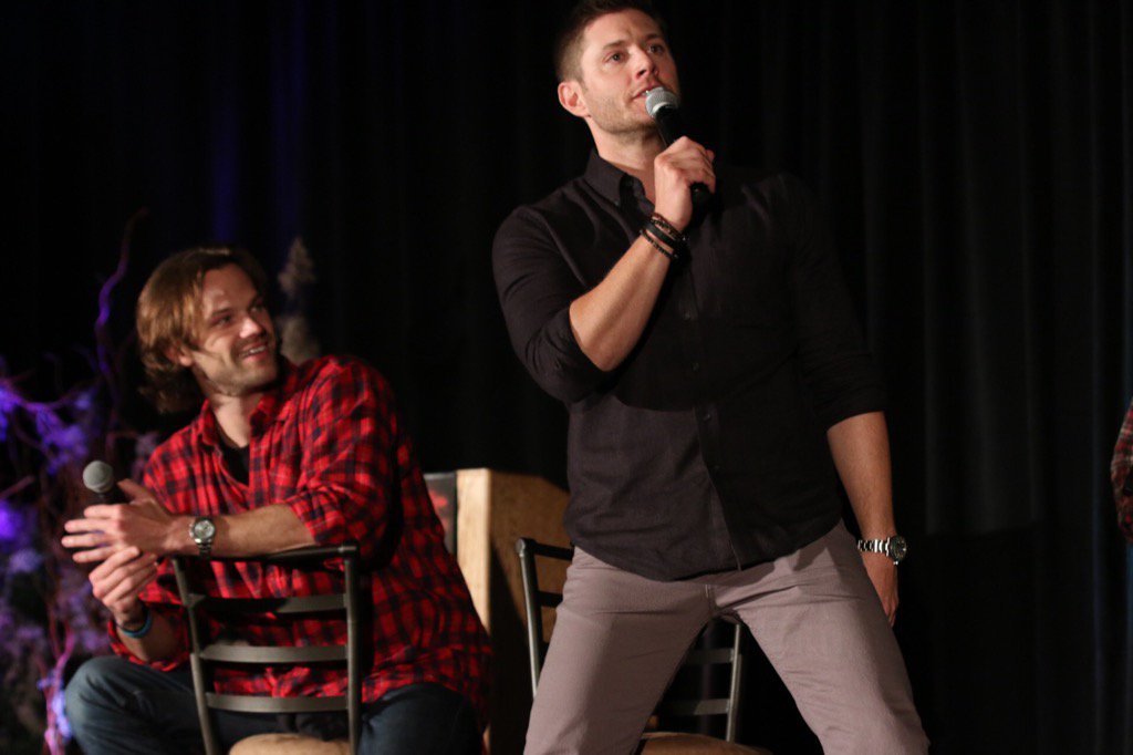 CbNZNz5UAAA5gQX.jpg large.jpg