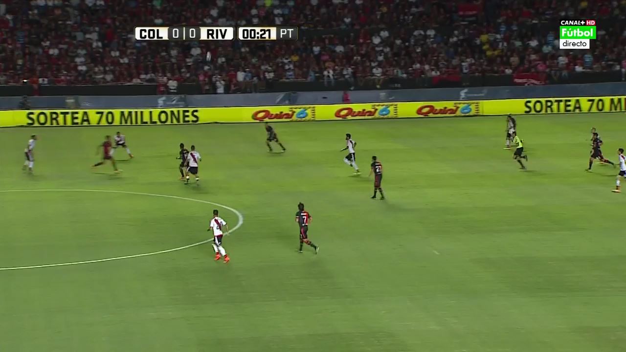 Чемпионат Аргентины 2016  7-й тур  Колон (Санта-Фе) - Ривер Плейт (Буэнос-Айрес)  Canal+ HD.mkv_000255200.jpg