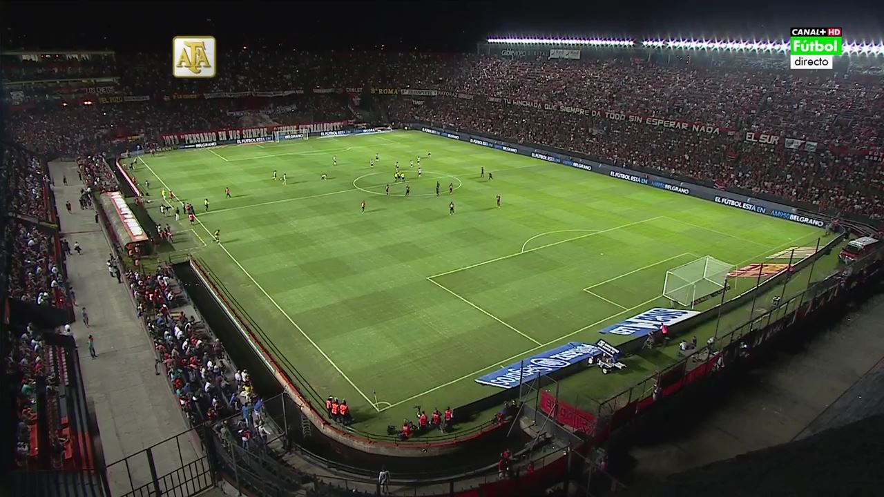 Чемпионат Аргентины 2016  7-й тур  Колон (Санта-Фе) - Ривер Плейт (Буэнос-Айрес)  Canal+ HD.mkv_000030840.jpg