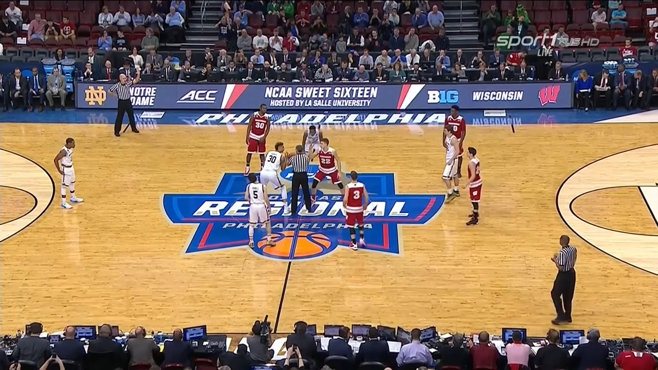 NCAAM 2015-2016  March Madness  Sweet 16®  East  25.03.2016  (7) Wisconsin vs. (6) Notre Dame.mkv_20160328_171346.546.jpg
