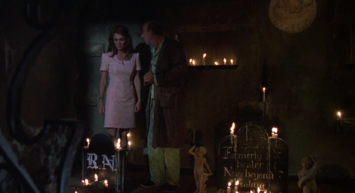 Пленница 1991.WEB-DL.720p.ПД.Eng[(106968)08-43-56].PNG