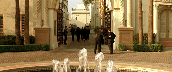 S1m0ne.2002.1080p.BluRay.x264.DTS-ES-FGT[(028654)11-40-38].PNG