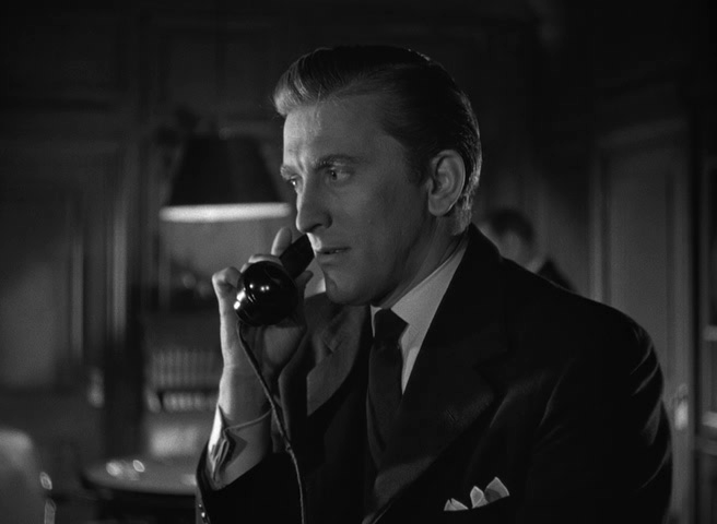 Out of the Past 1947 720p BluRay x264-CtrlHD[(104026)19-31-40].PNG