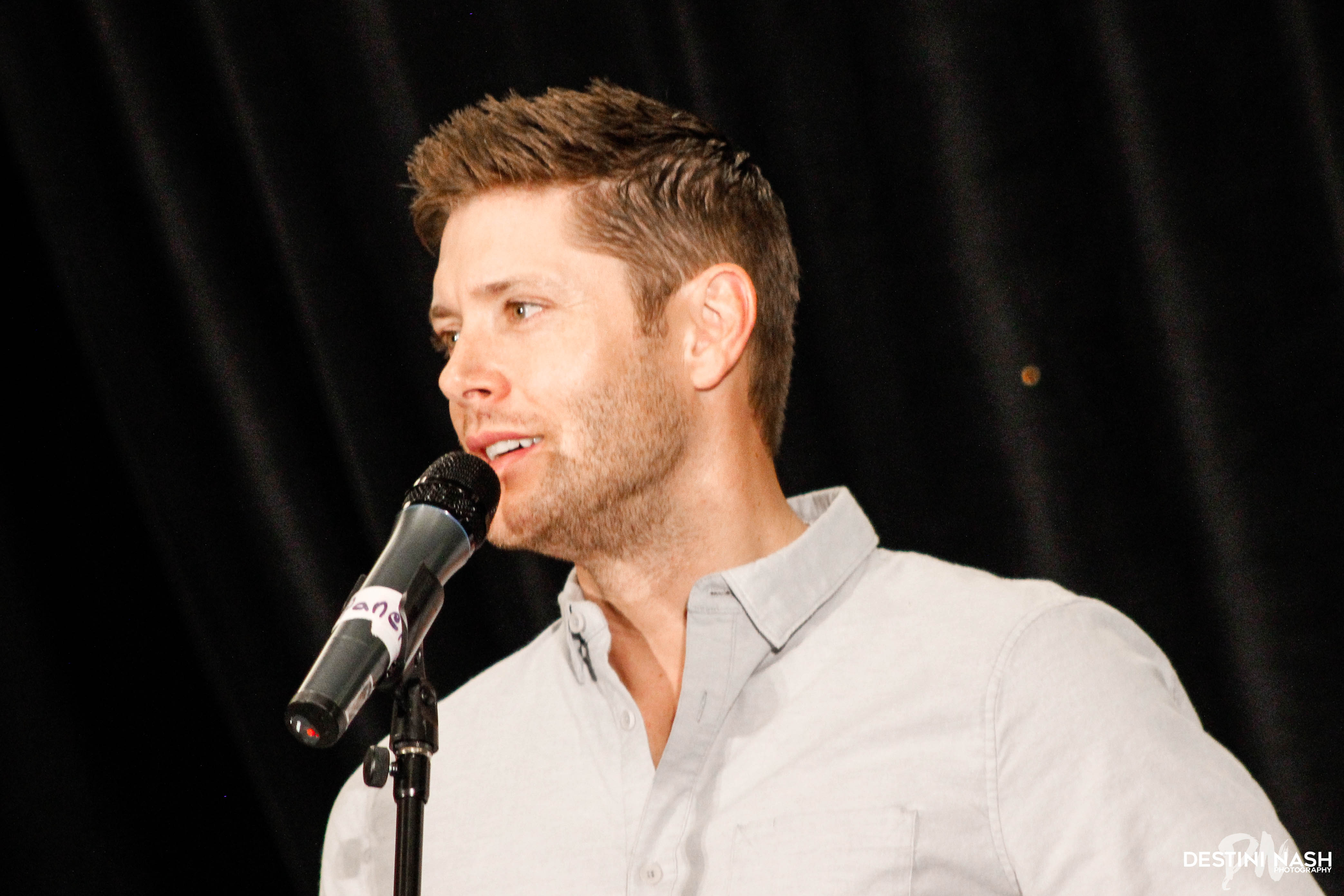 Jensen Ackles (#DallasCon)_00038.jpg