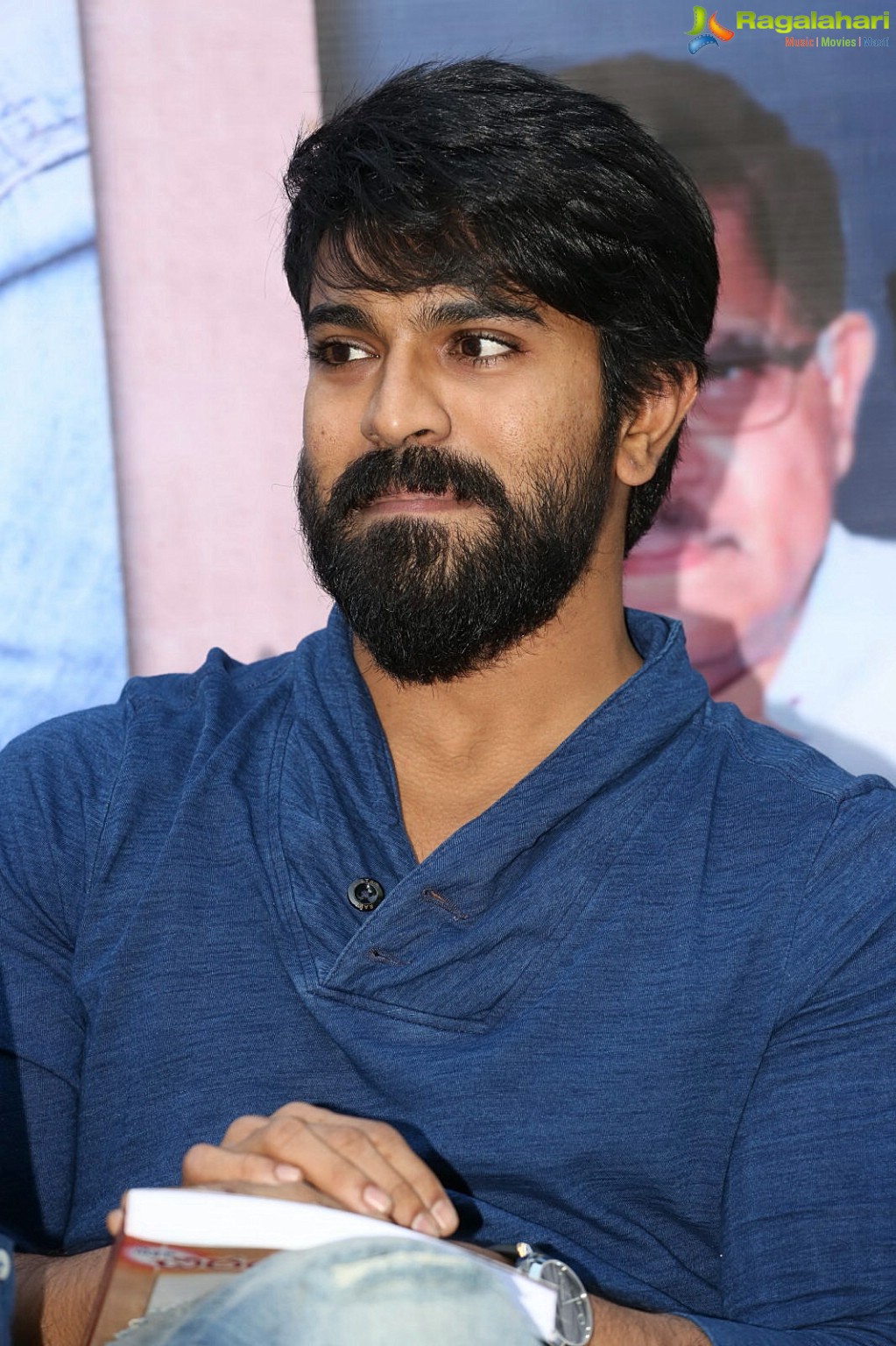 chiranjeevi-book-launch-by-ramacharan74.jpg