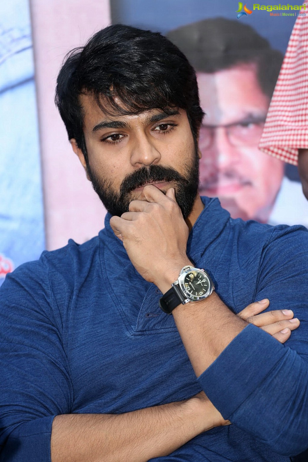 chiranjeevi-book-launch-by-ramacharan57.jpg