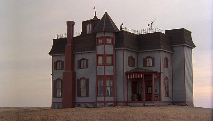 Days.of.Heaven.1978.bdrip_[2.18][12-28-30].PNG