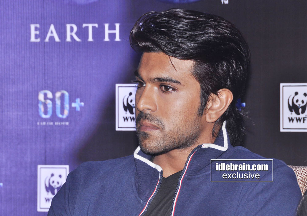 pressmeet-60+earthhour28.jpg