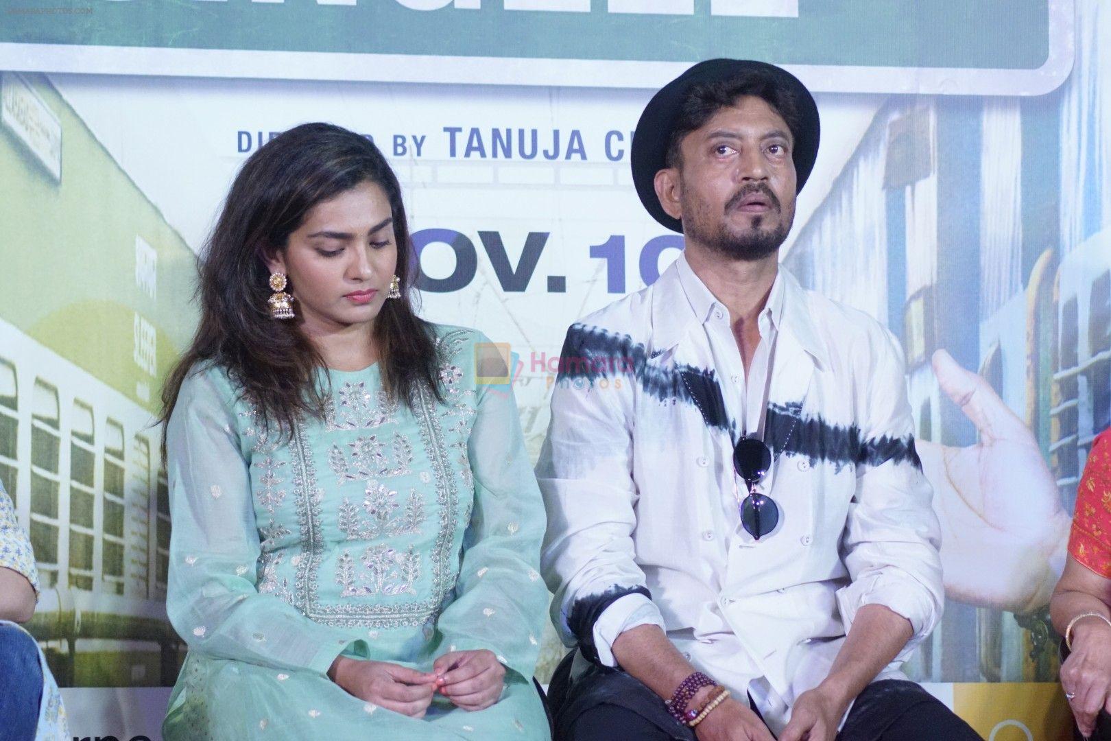 hpse_fullsize__1372659591_Irrfan Khan  Parvathy At Trailer Launch Of Film Qarib Qarib Singlle on 6th Oct 2017 (92)_59d8abf3e064f.JPG