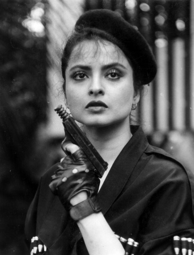 rekha-02-1.jpg