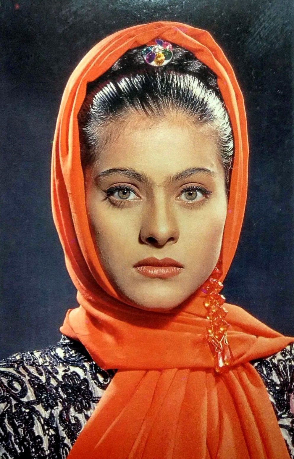 Bollywood-Actor-Kajol-Rare-Old-Postcard.jpg