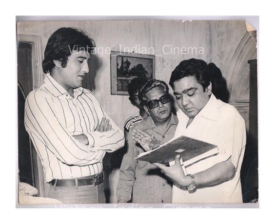 Original-Rare-Bollywood-Vinod-Khanna-photo-Mukaddar-ka.jpg