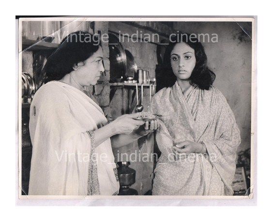 Original-Bollywood-Rare-photo-Lalita-pawar-Jaya-In-Doosri.jpg