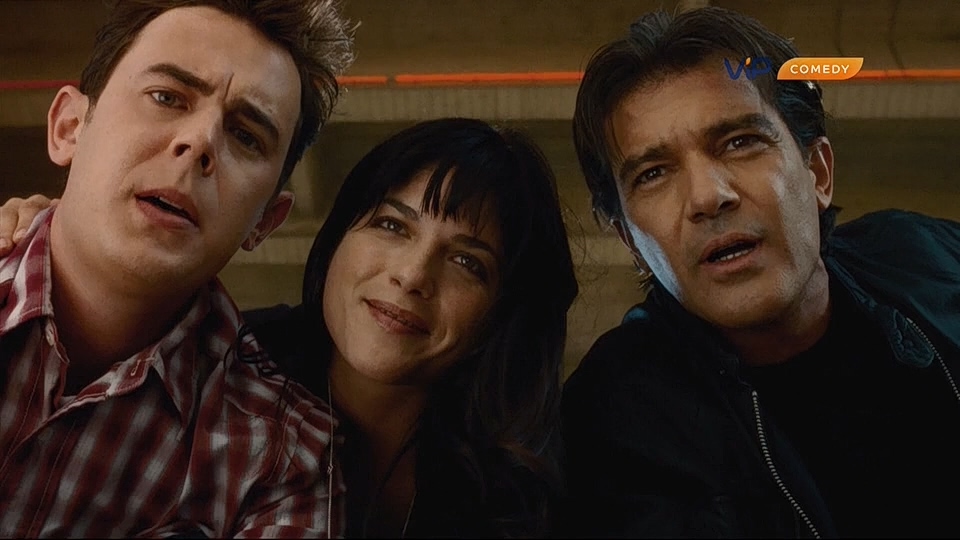 Новый парень моей мамы.(2008). Open Matte_HDTVRIP-AVC.[-=DoMiNo=-].mkv_20180102_135405.043.jpg