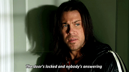 305 tumblr_ob03hqPUlk1vpmh91o6_r1_540 1.gif