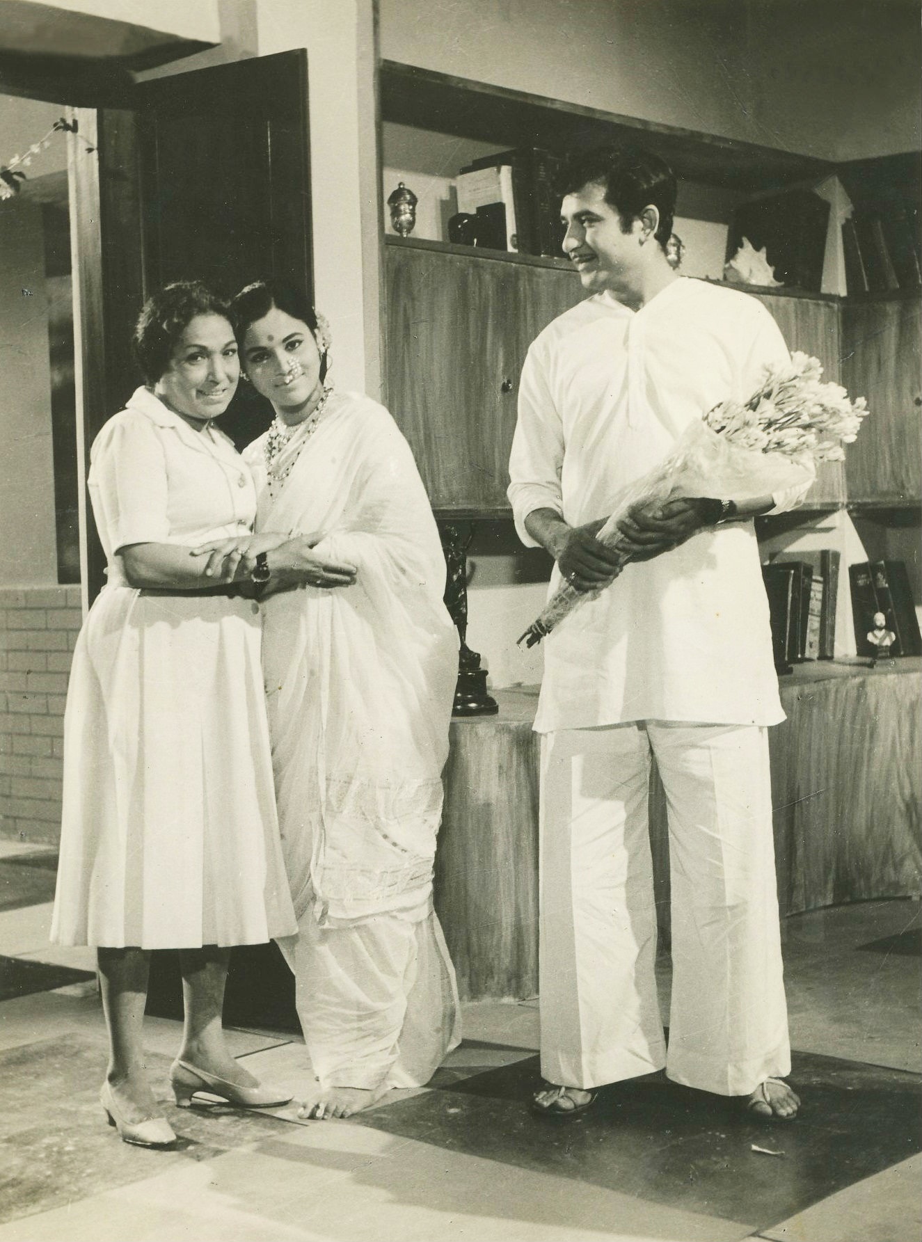 Сима,Рамеш Део,Лалита Павар.jpg