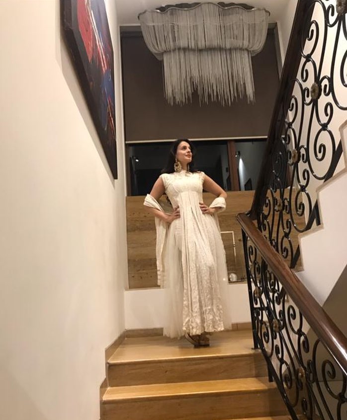 2 711008102244_n.jpg