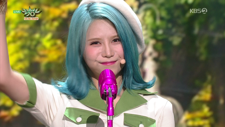 20181117.0959.2 High Soul - I love you (Music Bank 2018.10.05 HDTV) (JPOP.ru).ts.png