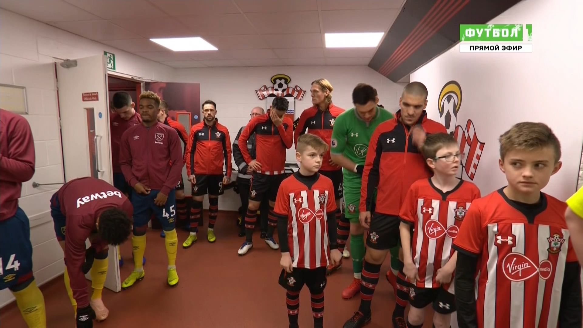 Чемпионат Англии 2018-2019 19-й тур Саутгемптон - Вест Хэм Матч! Футбол 1 HD.ts_20181228_100158.257.jpg