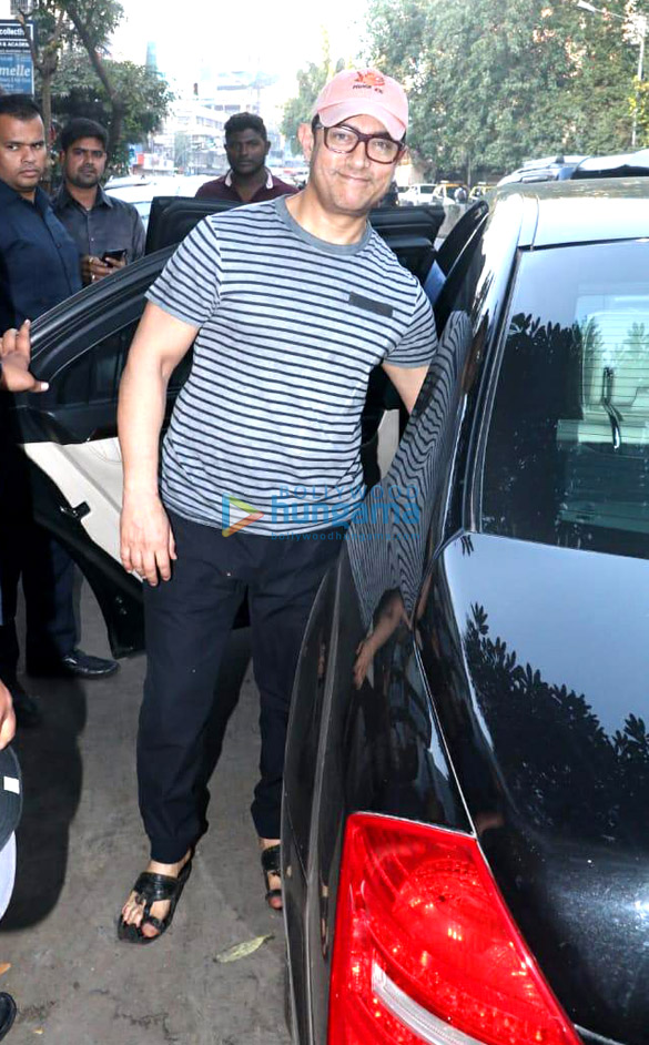 Aamir-Khan-snapped-in-Bandra-6.jpg