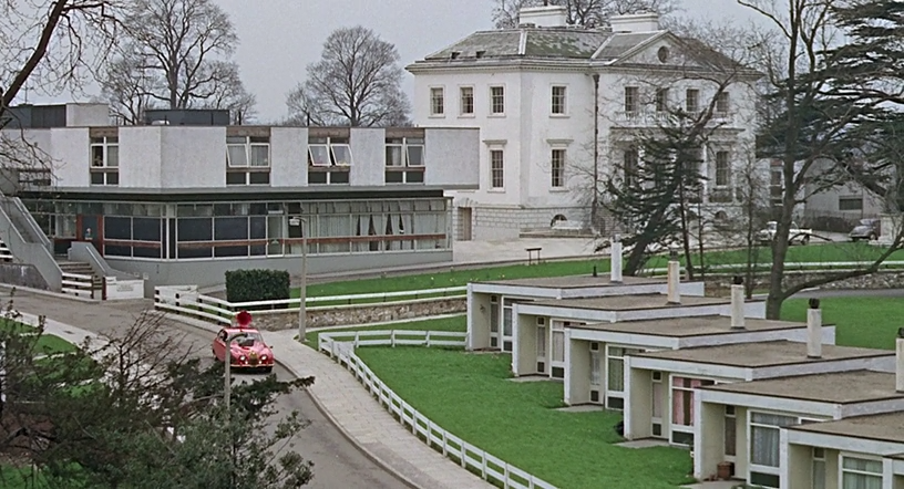 Fahrenheit_451_1966_MVO_ORT_Original_Eng_Sub_Rus_Eng.BDRip-AVC_by_Indigo-child.mkv_snapshot_01.38.38_[2019.04.04_21.30.5.png
