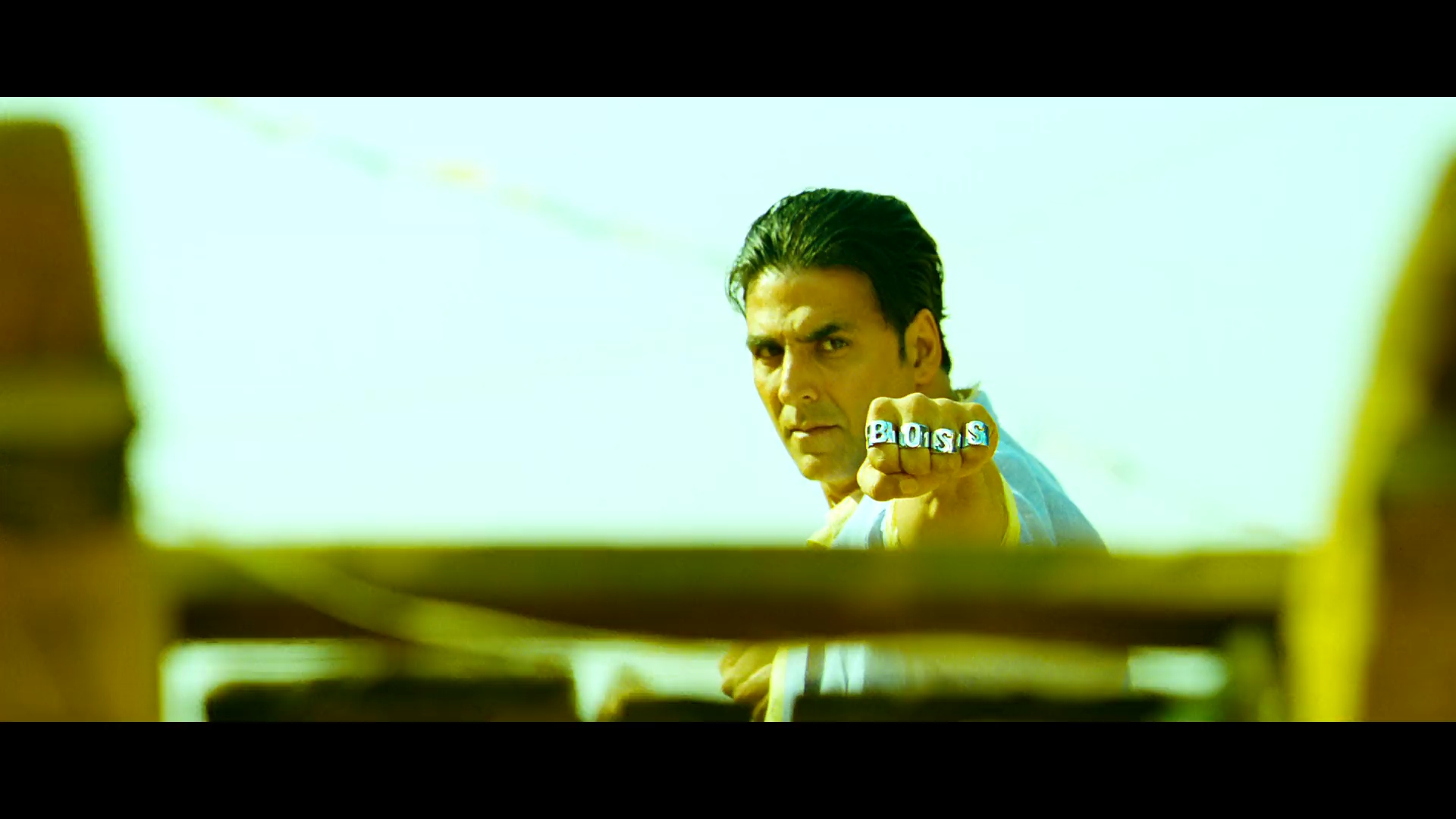 2013 - Boss -1- Boss Entry Theme_1080p_sub.mkv9629.jpg