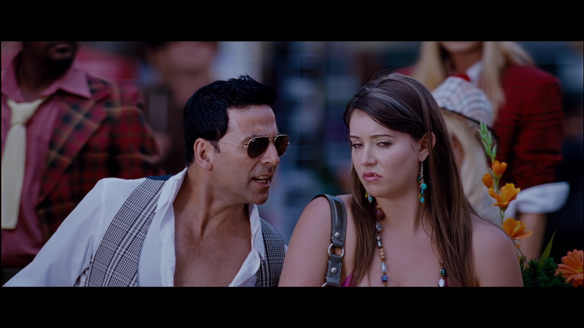 2011 - Thank you -4- Pyaar Mein_1080p_sub.mkv2015.jpg