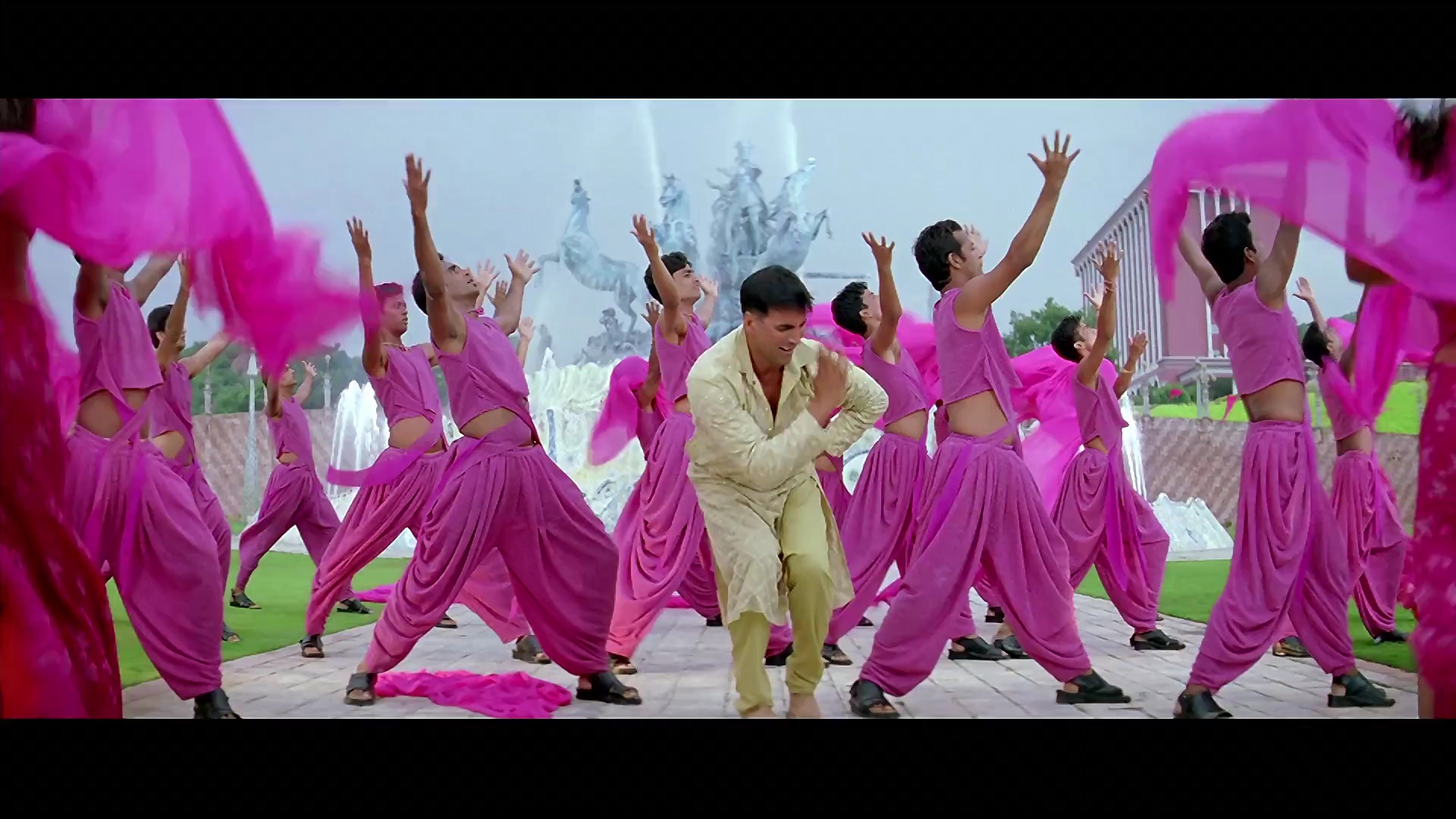 2005 - Insan -1- Chunari_1080p_sub.mkv1035.jpg