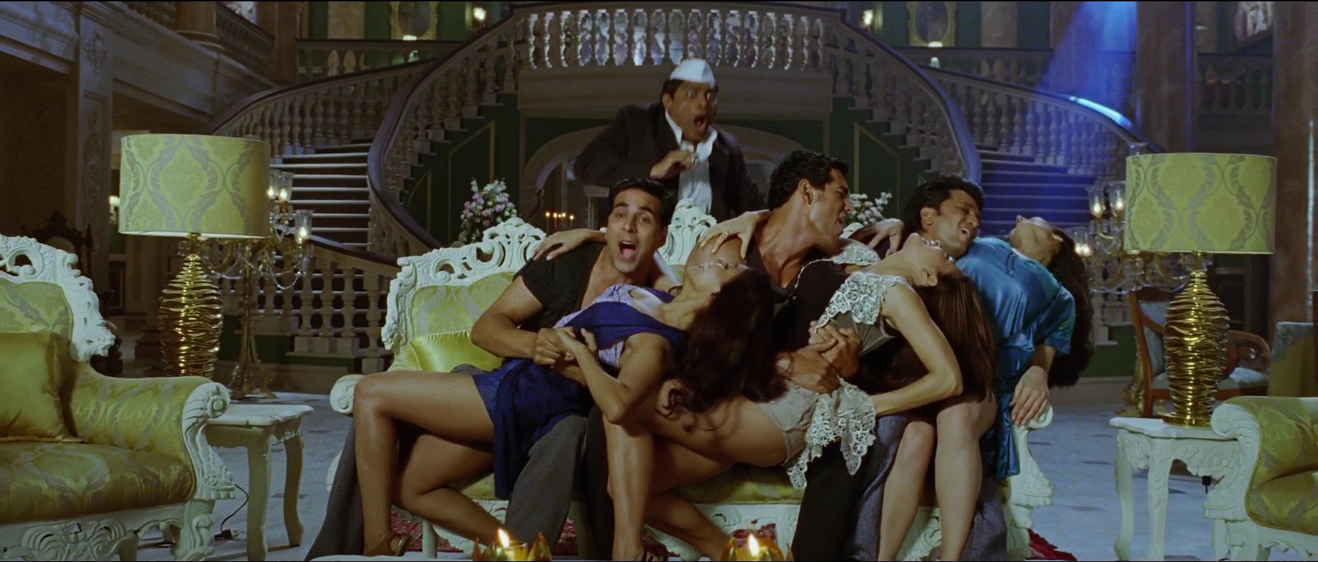 2012 - Housefull 2 -3- Right Now Now_1080p_sub.mkv3769.jpg
