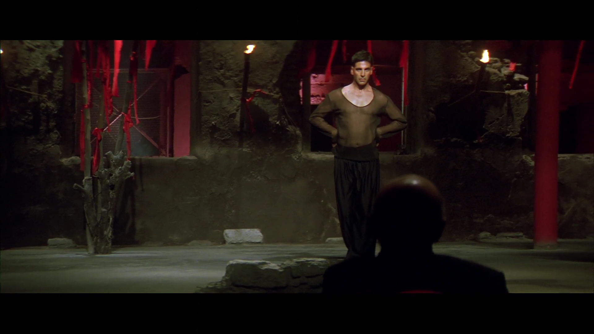 2005 - Waqt -6- Tandav_1080p.mkv1539.jpg