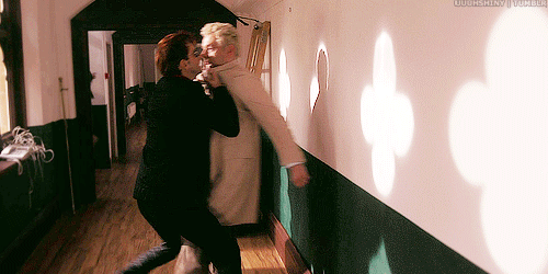 tumblr_psukc4utEB1r3wsyqo1_500 2.gif