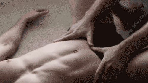 tumblr_oyrf8gZuXN1wbm79po1_500.gif